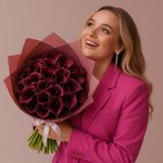 31 бордовая калла в букете с оформлением